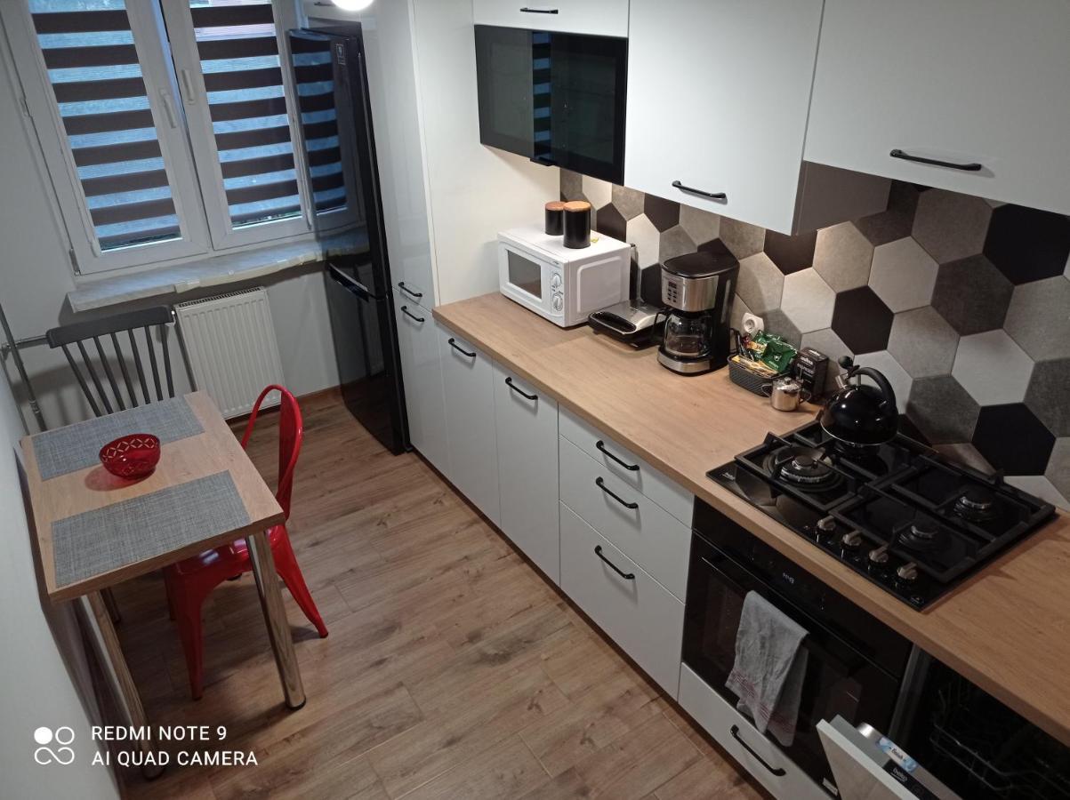 Apartament Na Parterze Stalowa Wola Ngoại thất bức ảnh