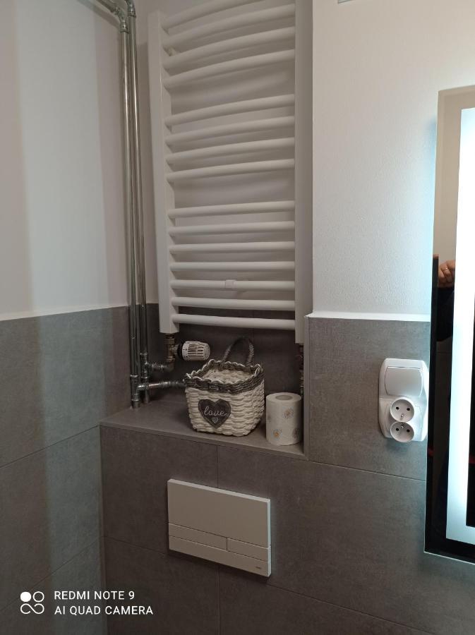 Apartament Na Parterze Stalowa Wola Ngoại thất bức ảnh