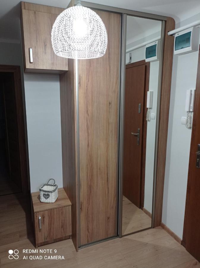 Apartament Na Parterze Stalowa Wola Ngoại thất bức ảnh