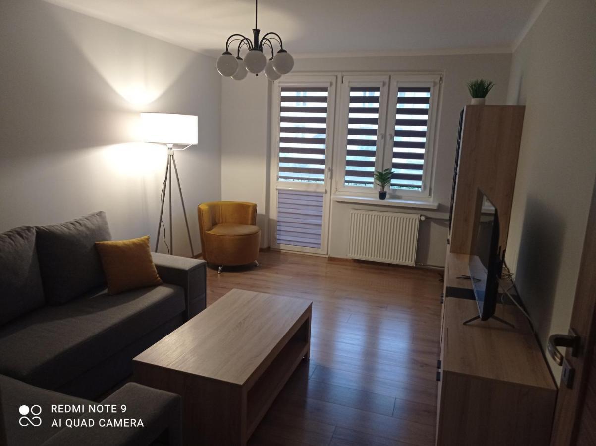 Apartament Na Parterze Stalowa Wola Ngoại thất bức ảnh